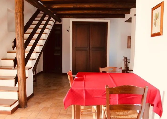 伊尔博尔戈戴拉玛丽内拉酒店 * 阿曼泰阿