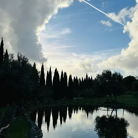 Il Borgo Della Marinella منزل ريفي *