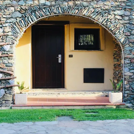 Il Borgo Della Marinella Landhuis