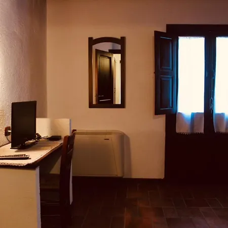 Landhuis Il Borgo Della Marinella *